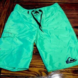QUIKSILVER Boy’s Boardshorts Bright  Green Size 26